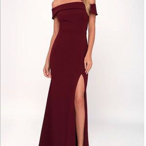 Lulu’s Aveline Off the Shoulder Maxi Dress